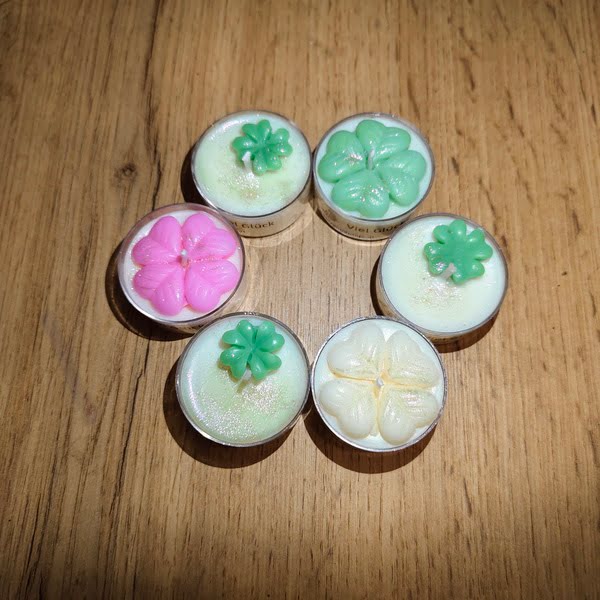 6er Set Teelichter zu Silvester